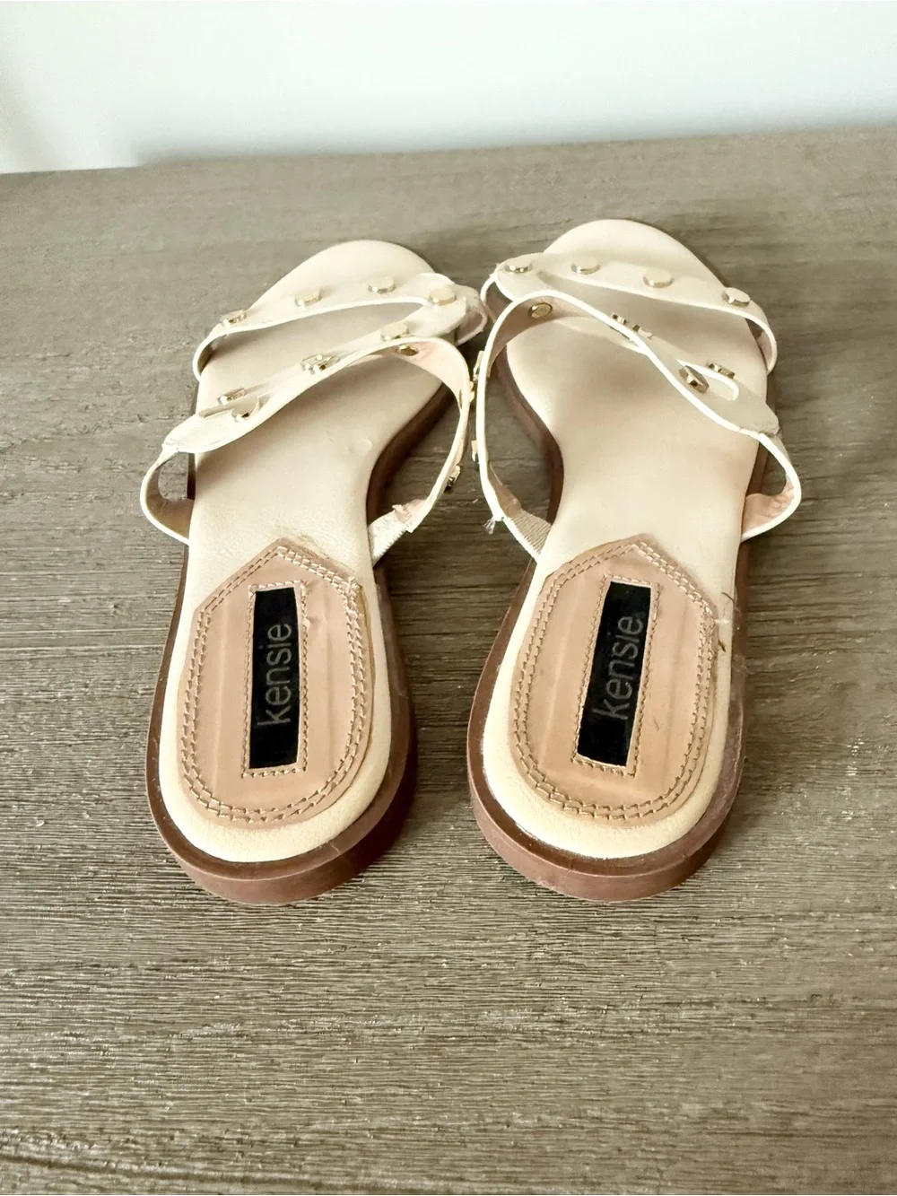 Kensie Women’s Cream Studded Slide Sandals Size 7